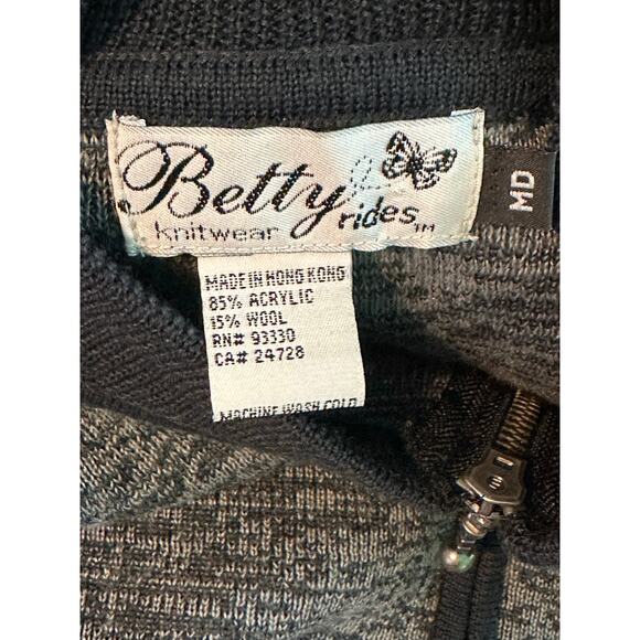 Betty Rides gray black long sleeves pullover sweatshirt size Medium - Picture 3 of 15